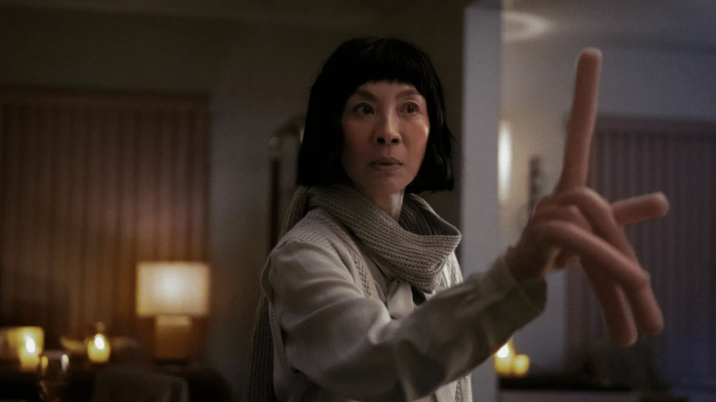 Crítica: “Tudo Em Todo o Lugar ao Mesmo Tempo”, dirigido por Daniel Kwan e Daniel&nbsp;Scheinert