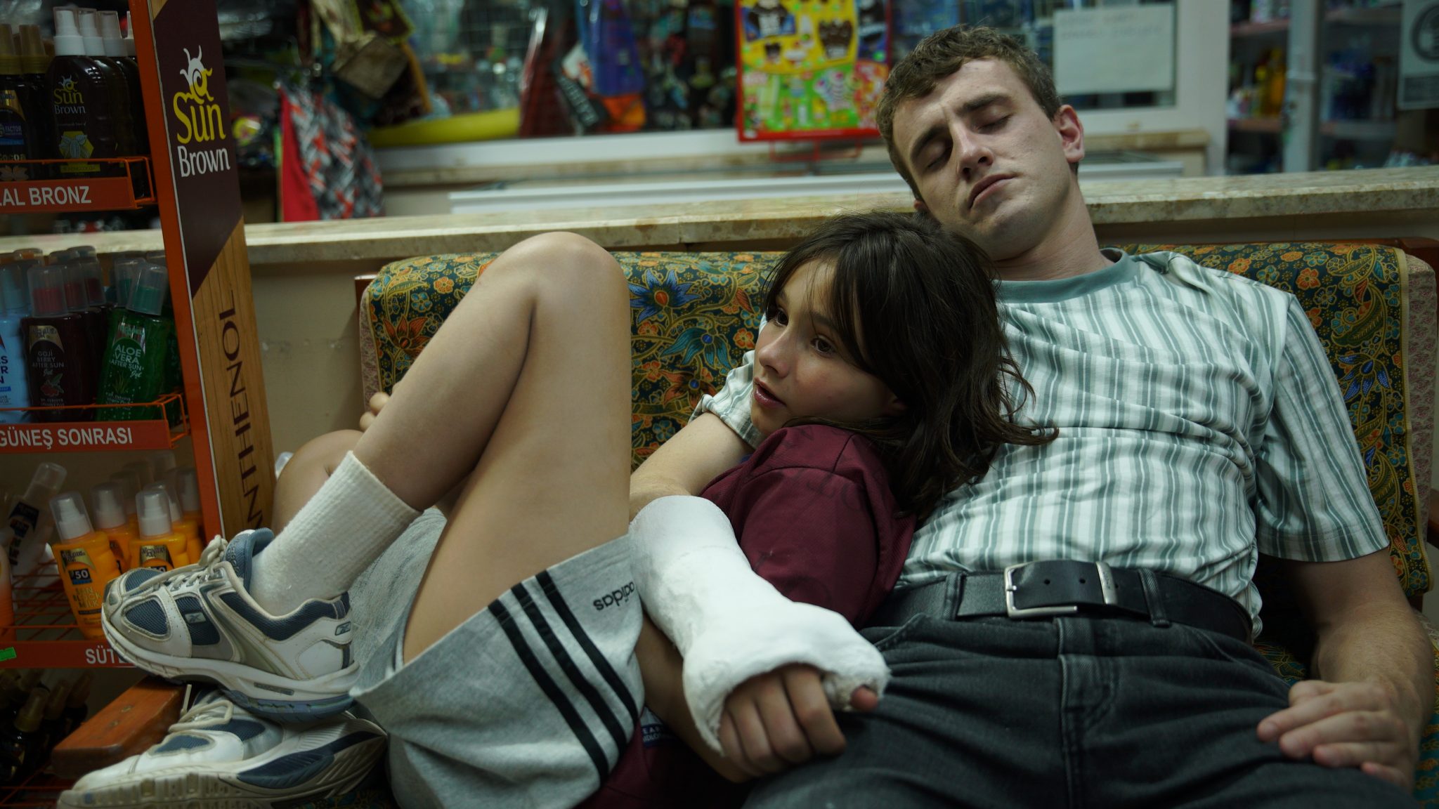 “Aftersun”, adquirido pela A24, recebe prêmio em Cannes