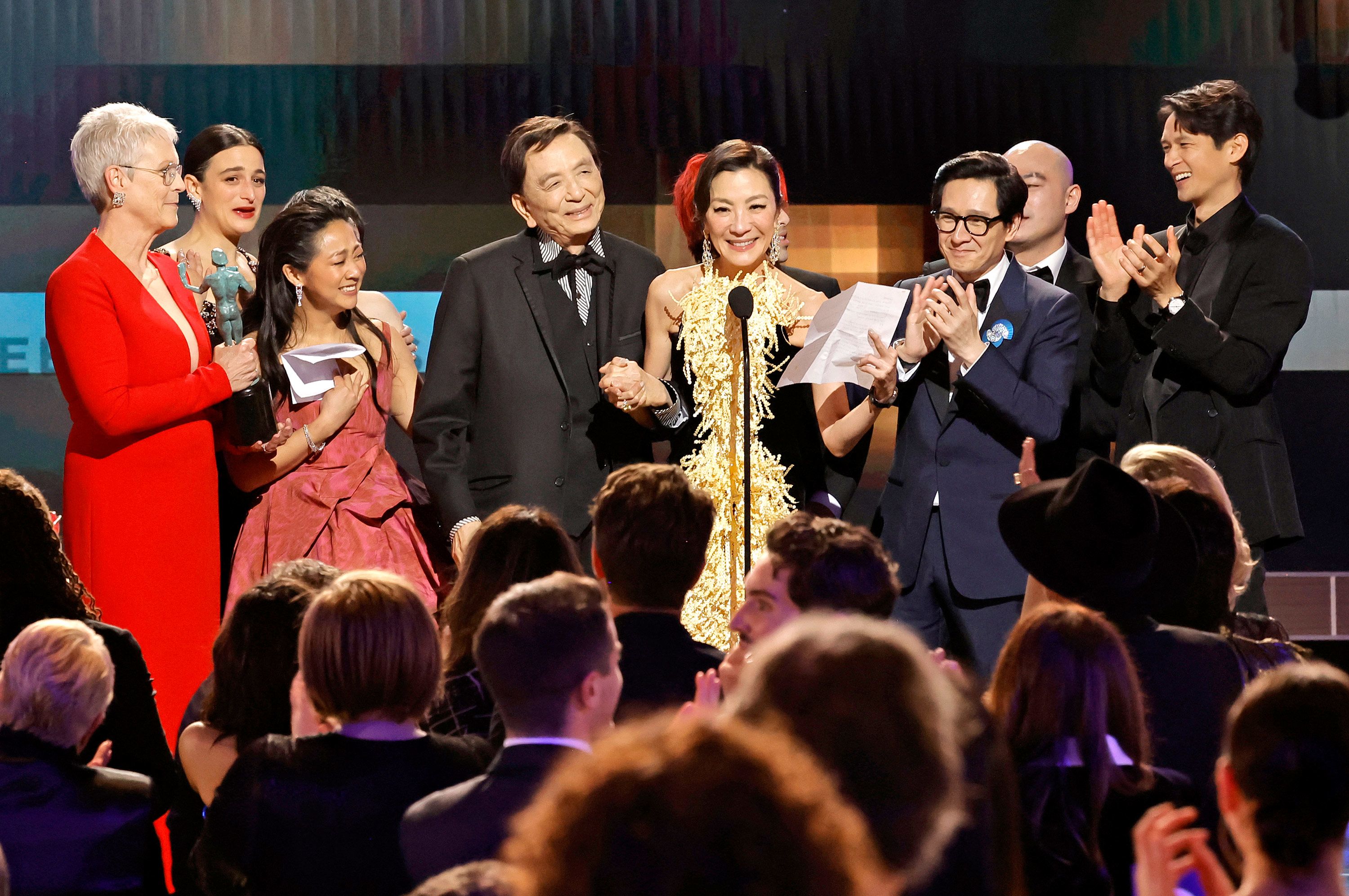 Em noite de consagração, A24 leva os principais prêmios no #SAGAwards2023